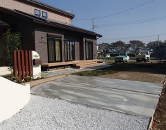 PB060204.JPG